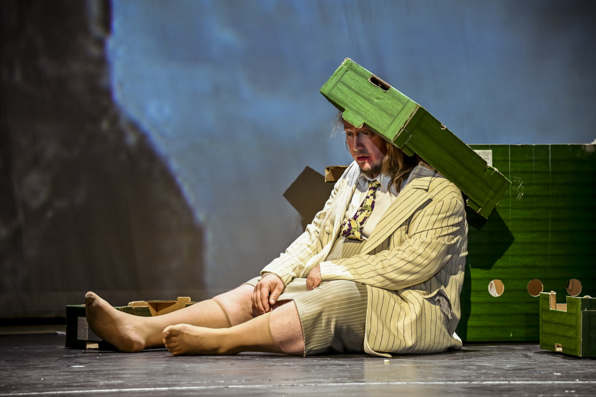 Pavol Mucha, Albert Herring