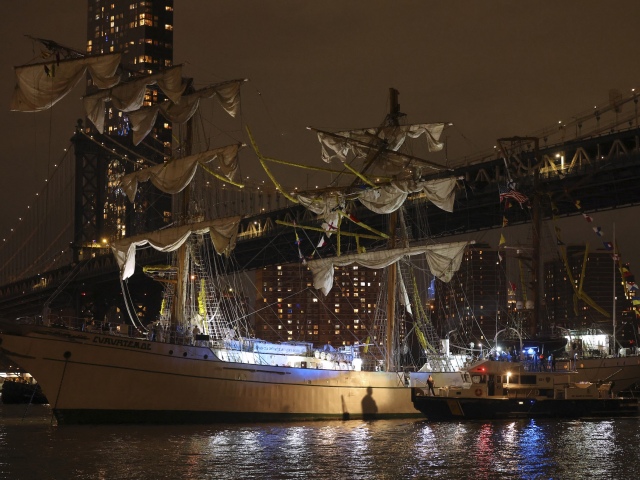 Brooklyn Bridge Collision