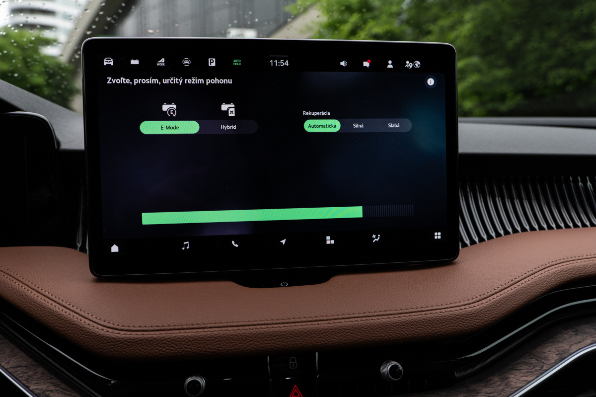 Škoda Superb iV Liftback - test 2025