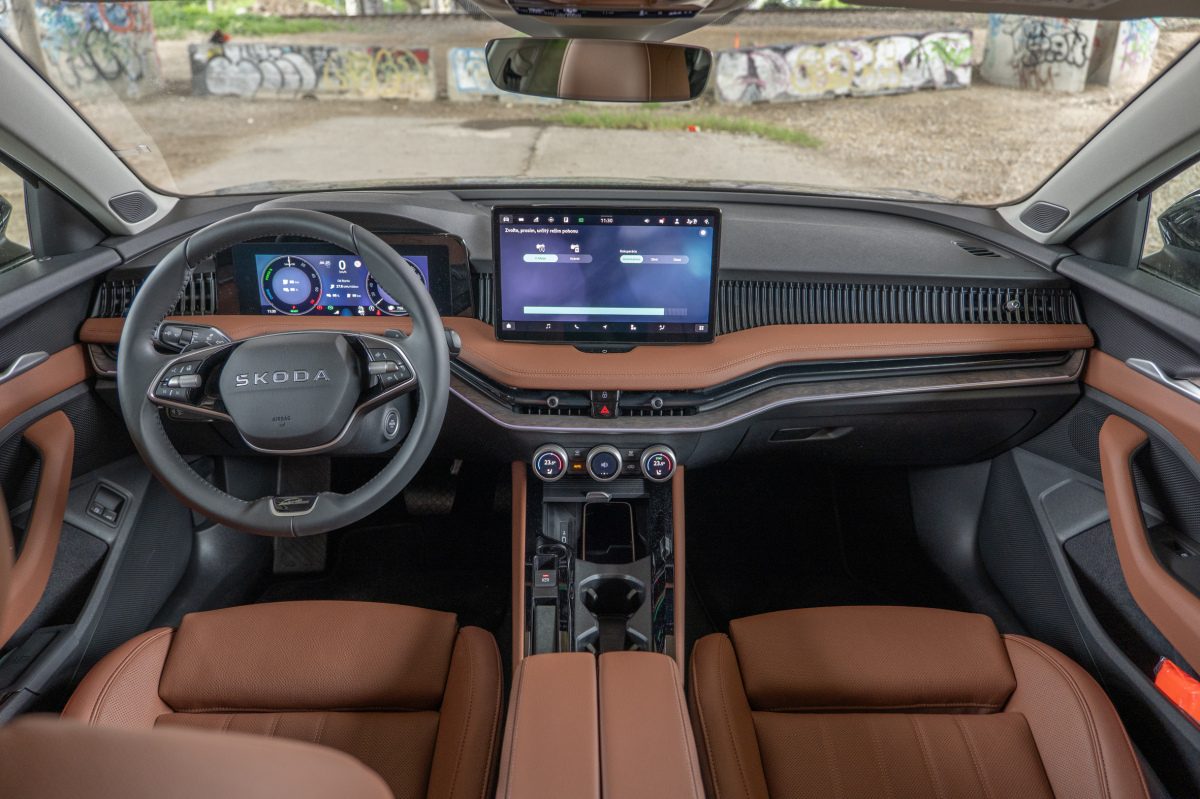 Škoda Superb iV Liftback - test 2025