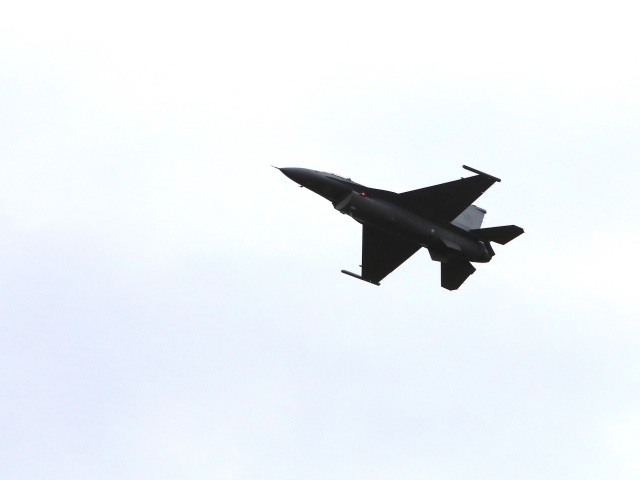 Lešť / Slovenský štít / Stíhačka F-16 /