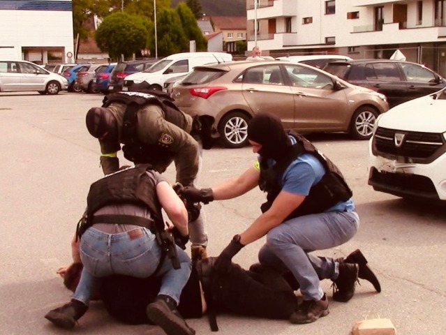 UBOK / Polícia /