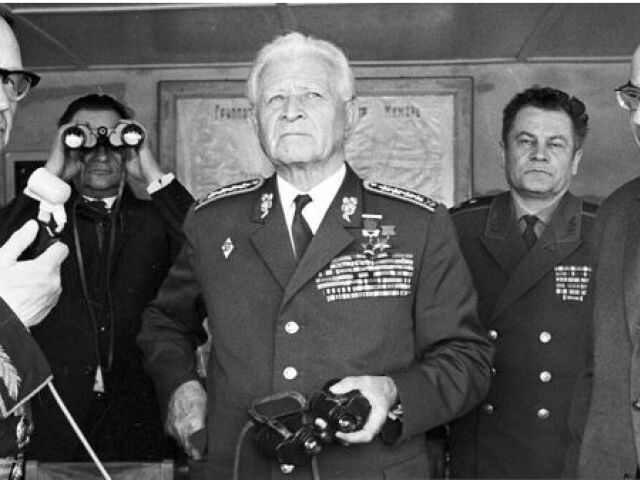 Alexander Majorov, prezident Ludvík Svoboda a Gustáv Husák