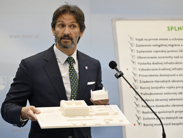 SR Bratislava Fico MO Rezort Návšteva BAX