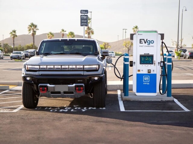 GM EVgo fast charging