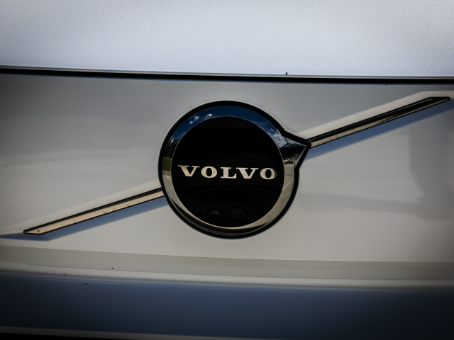 Volvo EX90 Performance - test 2025