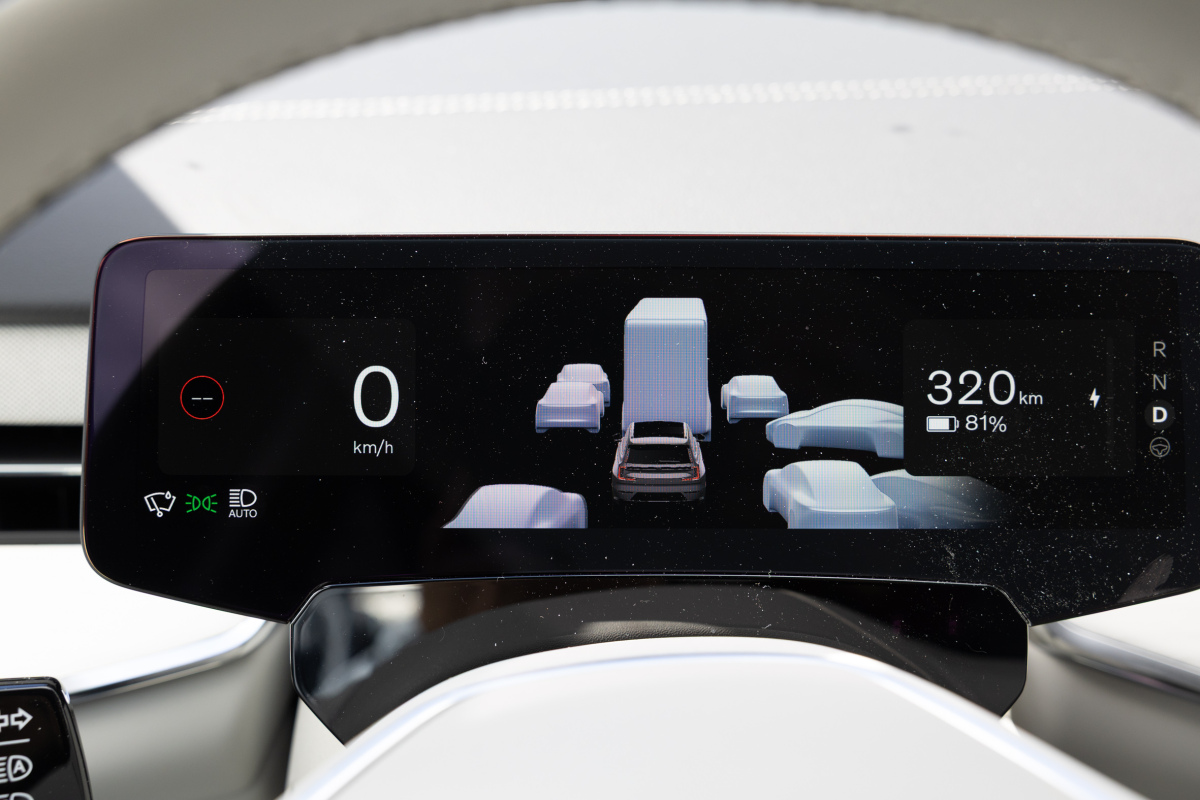 Volvo EX90 Performance - test 2025