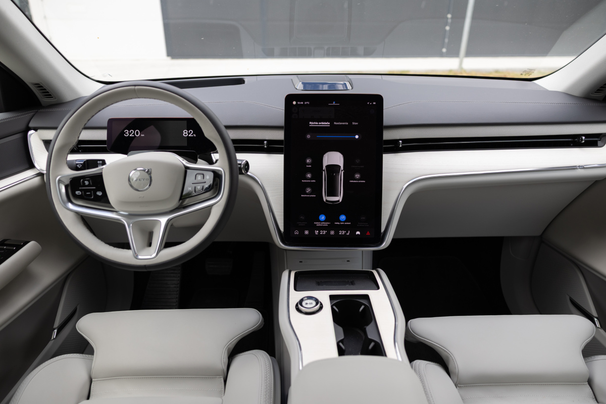 Volvo EX90 Performance - test 2025