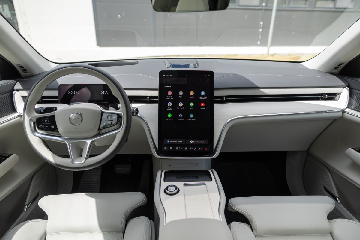 Volvo EX90 Performance - test 2025