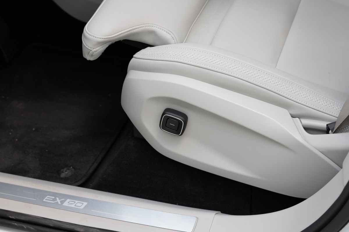 Volvo EX90 Performance - test 2025