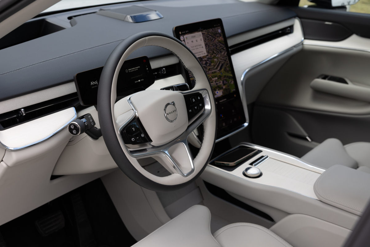Volvo EX90 Performance - test 2025
