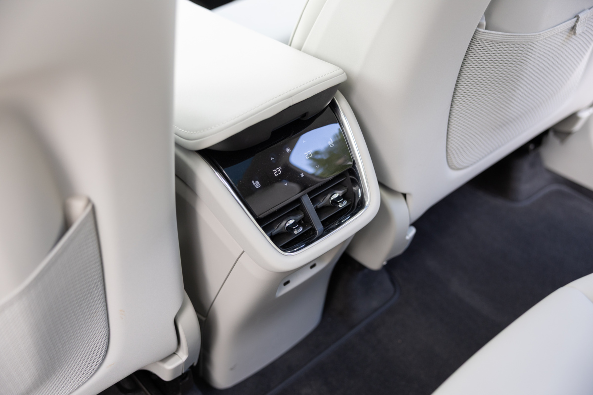 Volvo EX90 Performance - test 2025