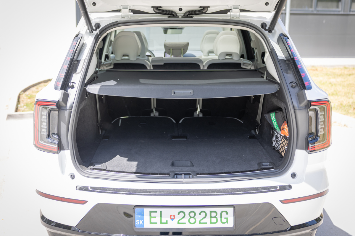 Volvo EX90 Performance - test 2025