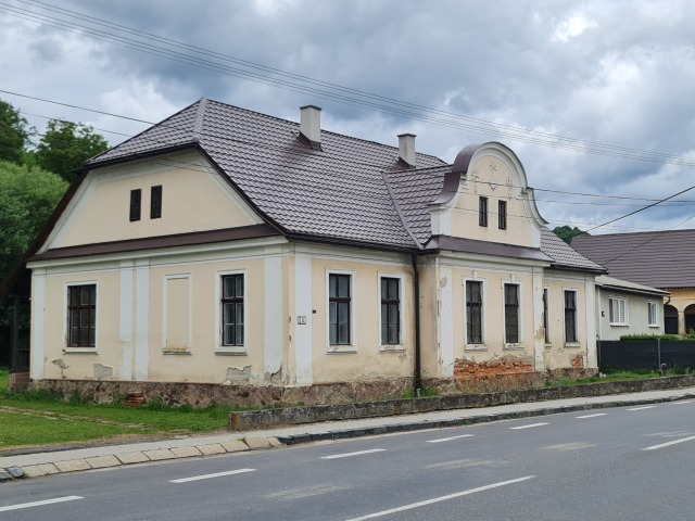Byvala fara v Rimavskej Bani  z ktorej bude navstevnicke centrum