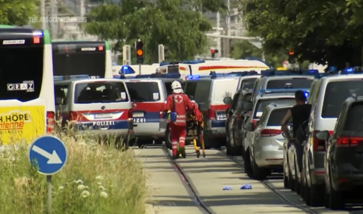 rakúsko, škola, streľba, graz, polícia