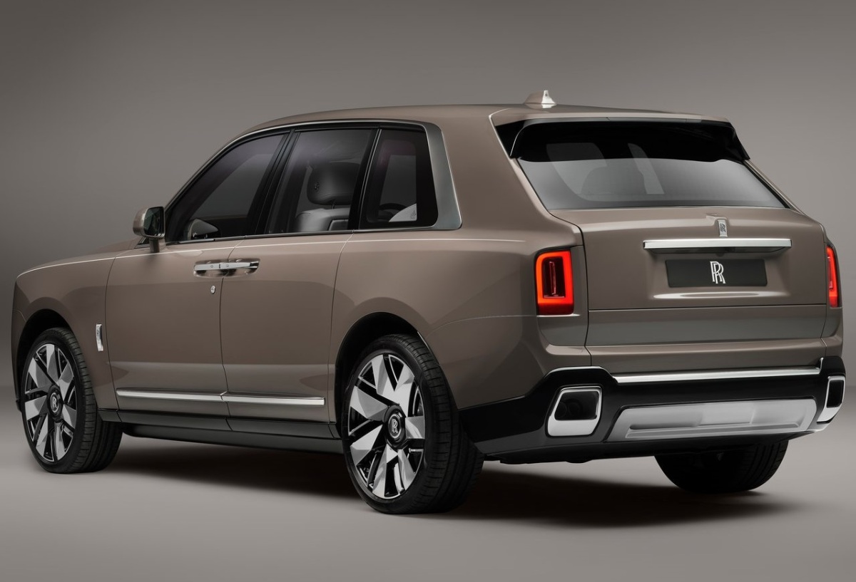 Rolls-Royce Cullinan Series II 2