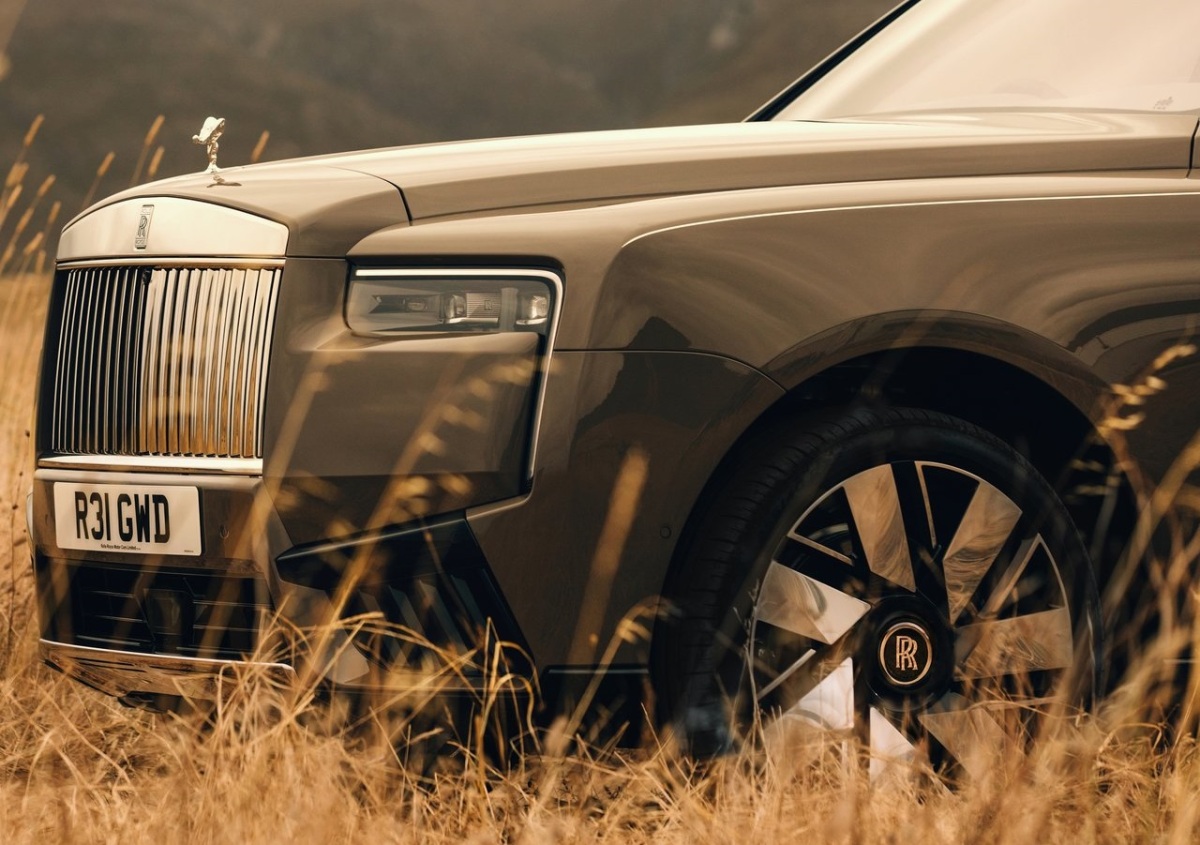 Rolls-Royce Cullinan Series II 4