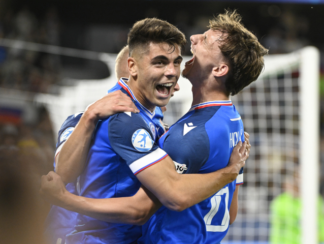 Adam Obert, Dominik Hollý