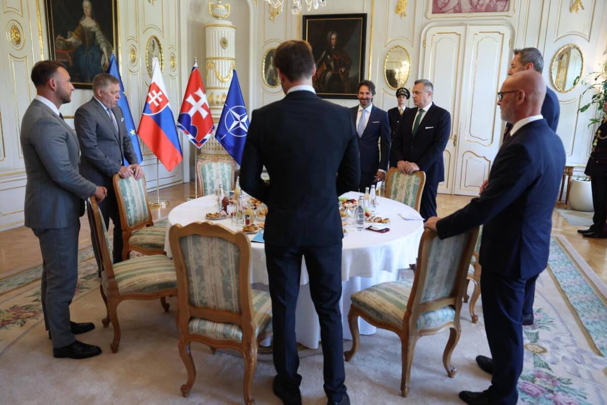 okrúhly stôl, pellegrini, nato, zbrojenie