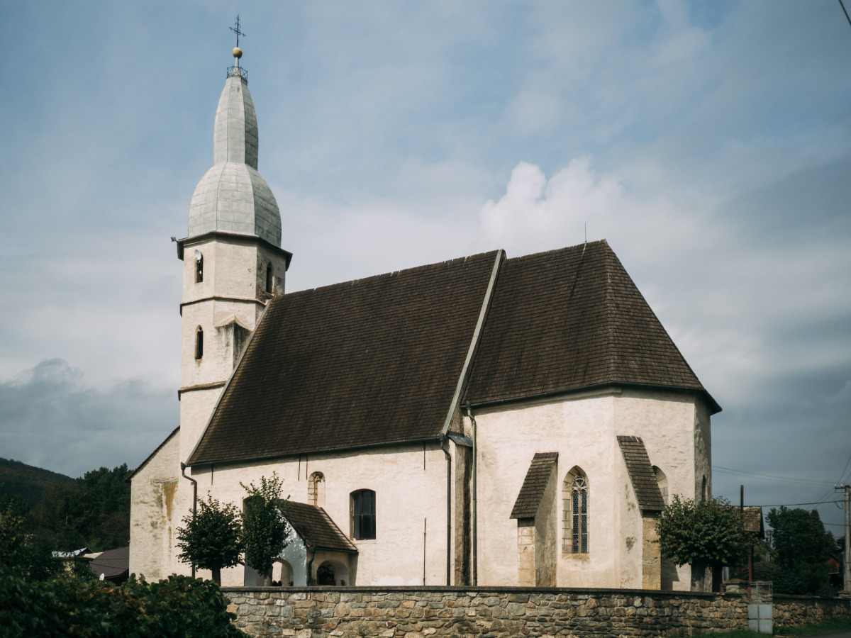 Koceľovce, kostol