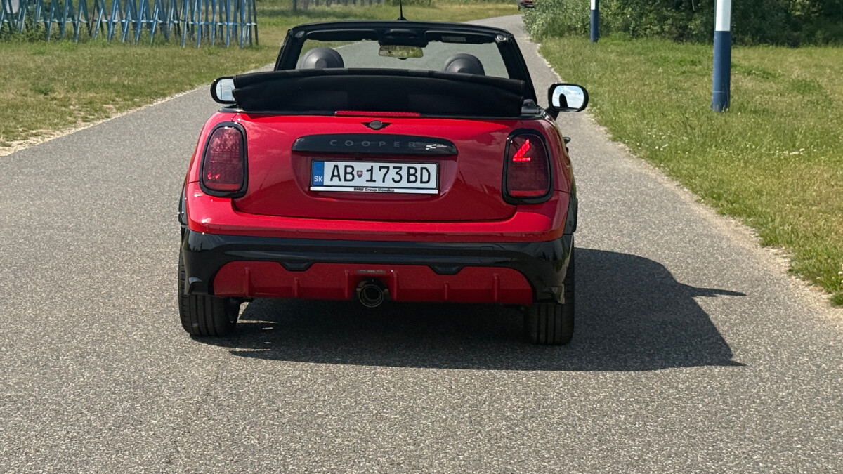 MINI JCW Convertible (2025)