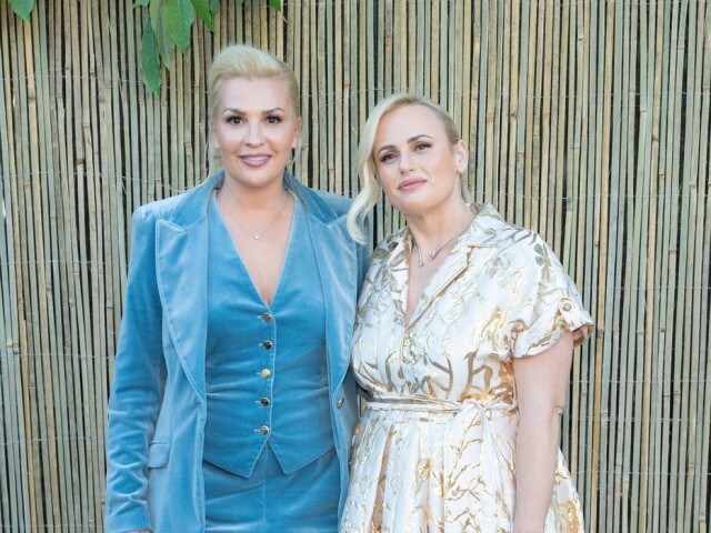 Ramona Agruma (vľavo) a Rebel Wilson