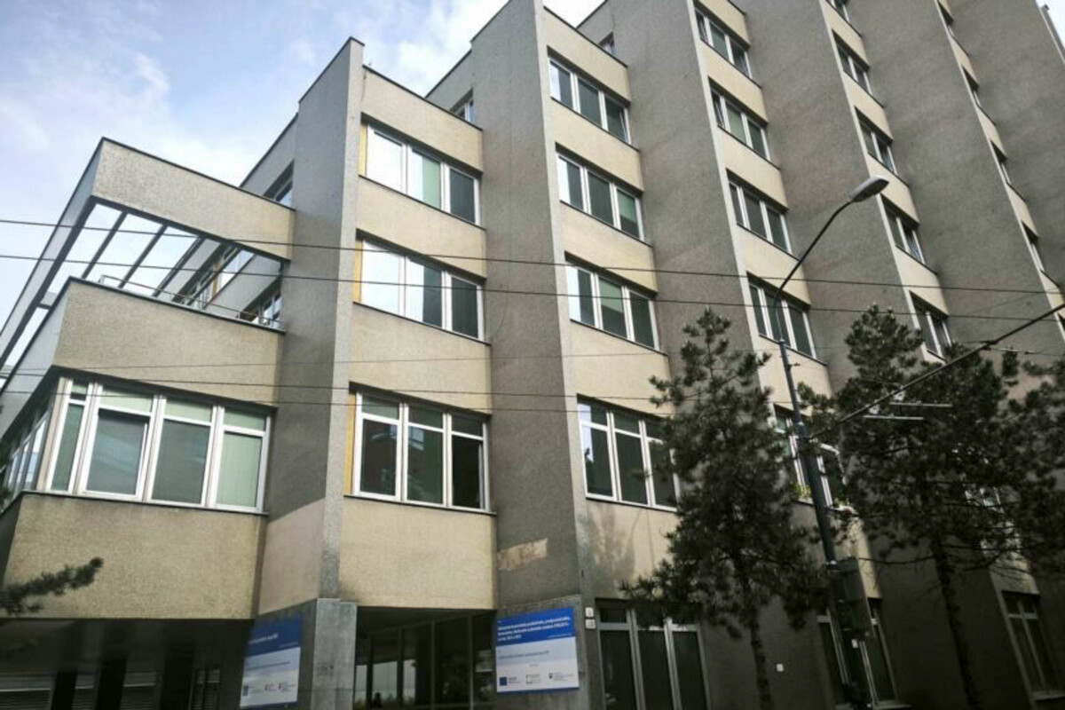 Cintorínska 5, Datacentrum,