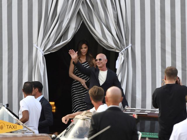 APTOPIX Italy Venice Bezos Wedding