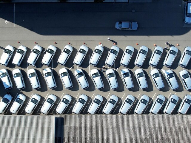 Izrael - elektromobily v prístavoch