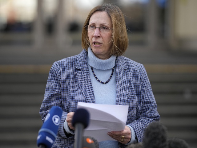 Lynne Tracyová