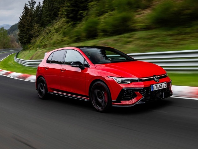 Volkswagen Golf GTI Edition 50 2