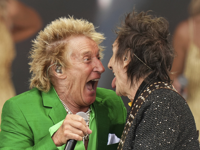 Rod Stewart (80) a gitasrista Ronnie Wood