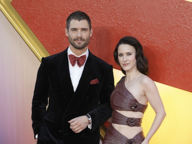 David Corenswet (Superman) a Rachel Brosnahan (Lois Lane)