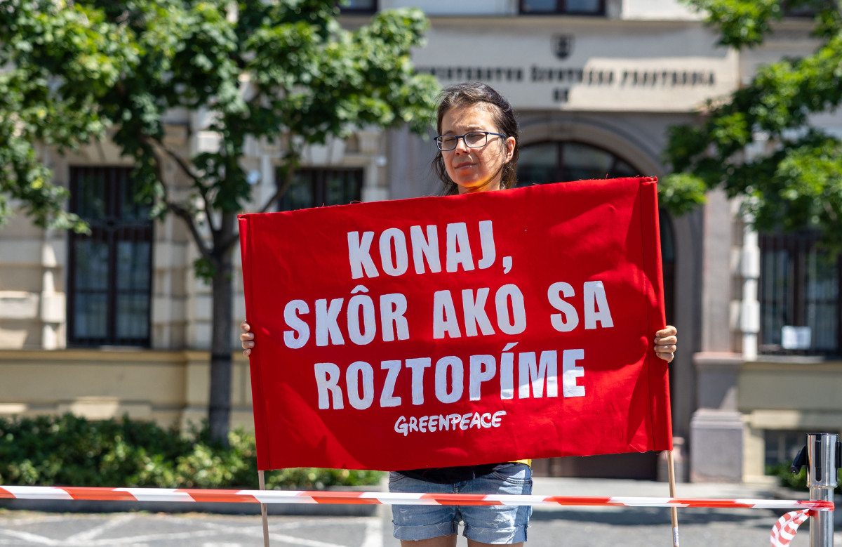 Greenpeace, protest, taraba, klimatická kríza,