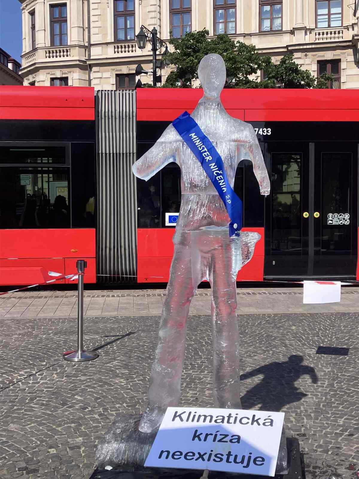 ľadová socha, Tomáš Taraba, Greenpeace