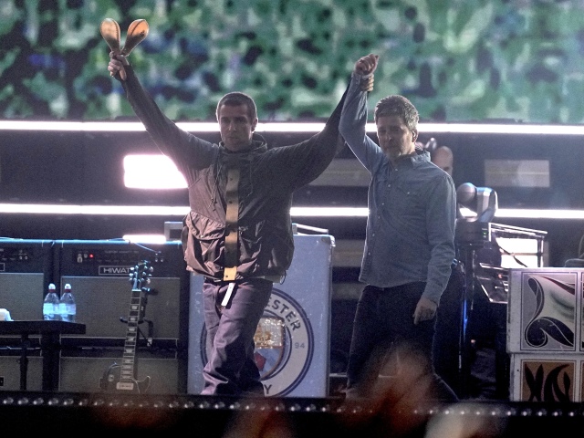 Oasis, koncert, Cardiff