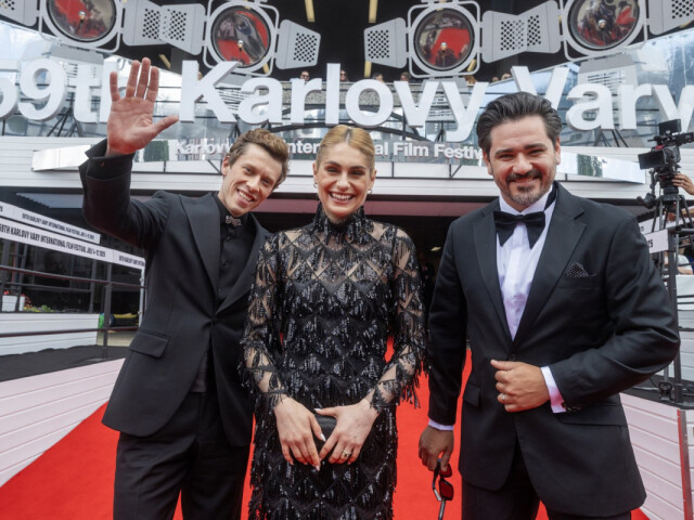 Vladislav Plevčík, herečka Anna Gajdzíková a herec Vojtěch Kotek 