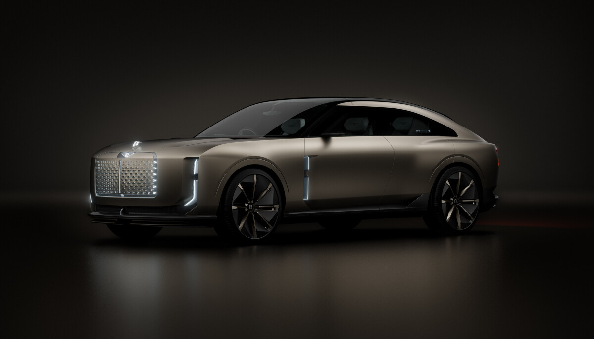 9 - EXP 15 Exterior