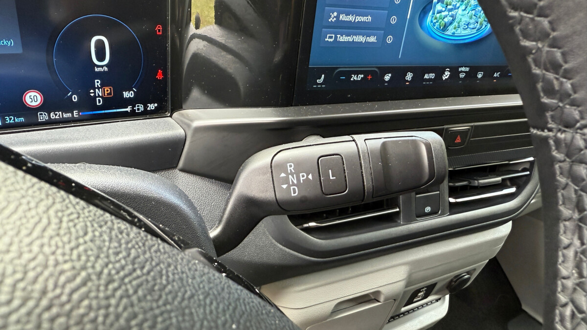 Ford Transit Custom PHEV (2025)