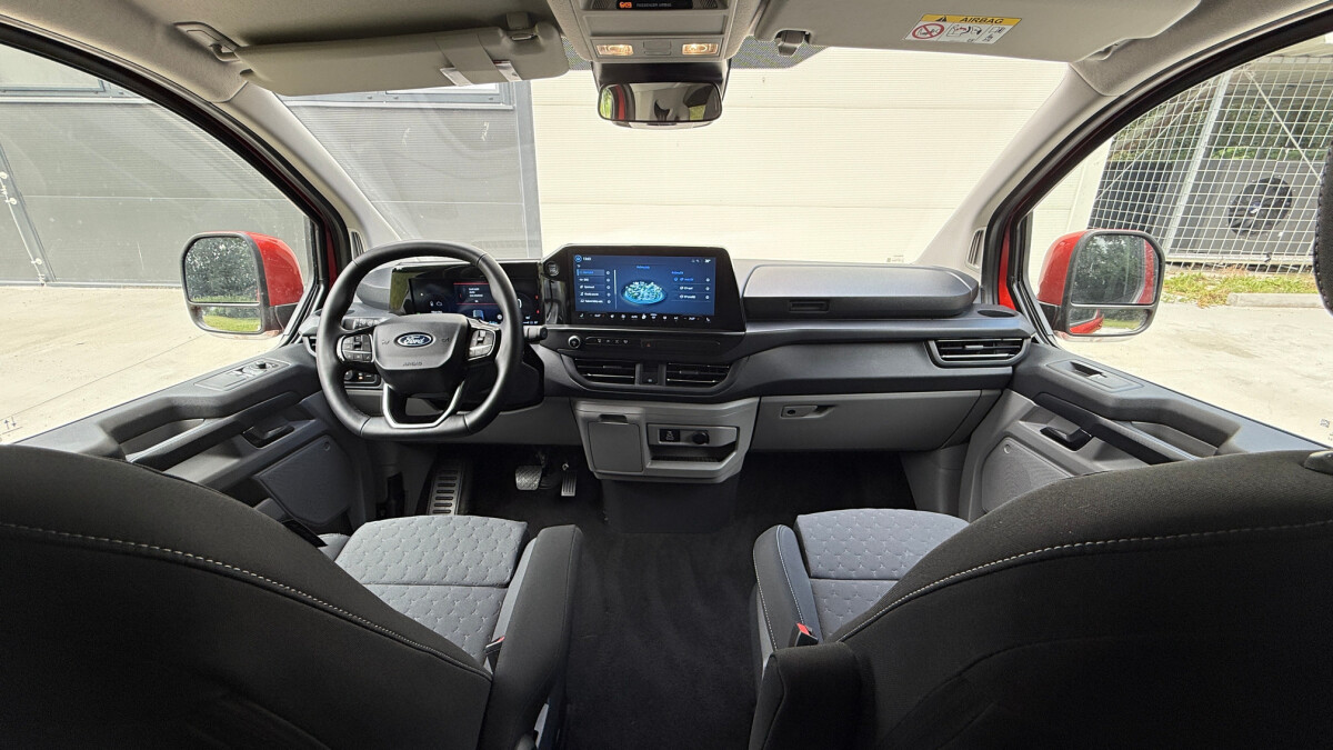 Ford Transit Custom PHEV (2025)