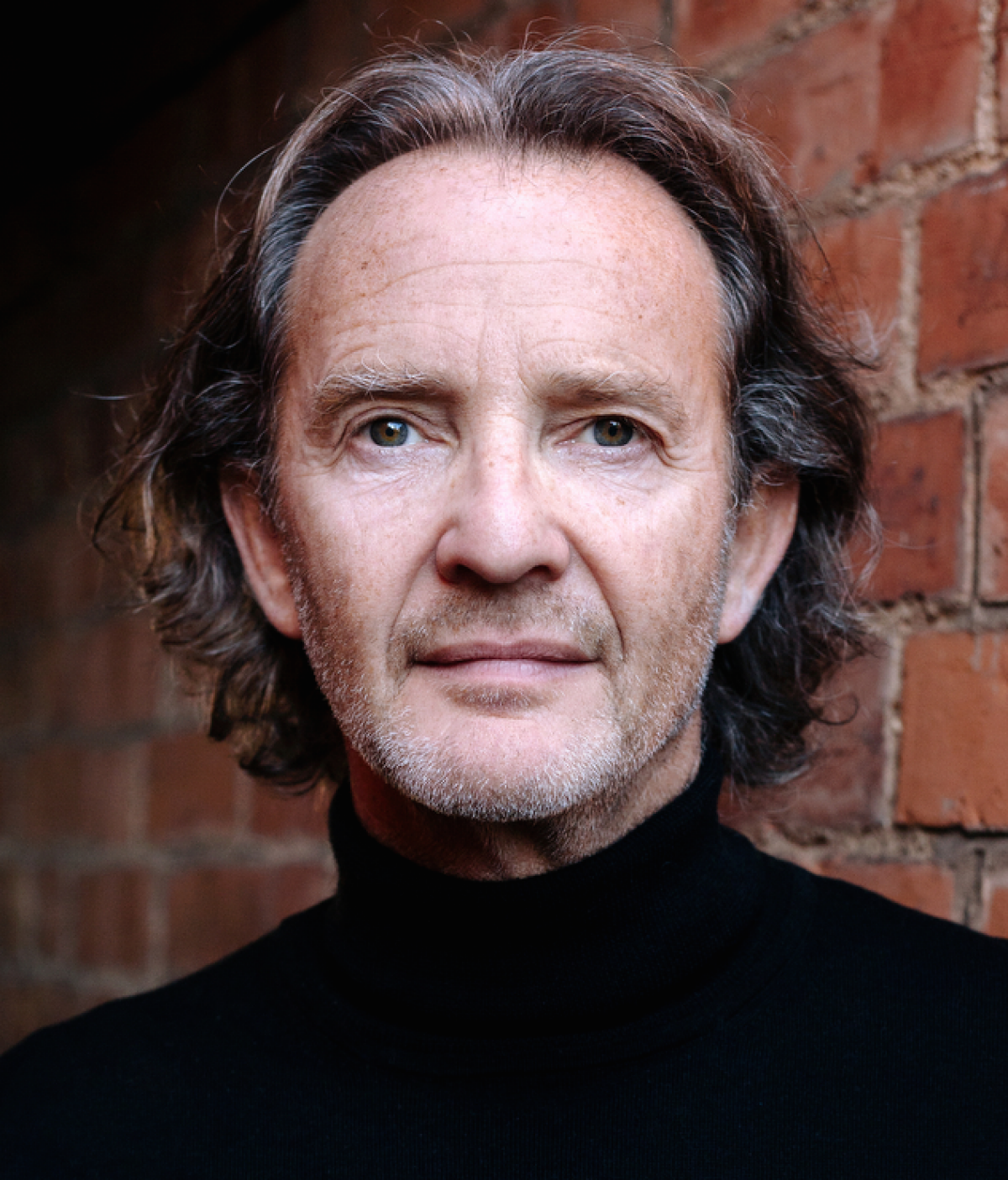 Anton Lesser - Credit Asia Werbel