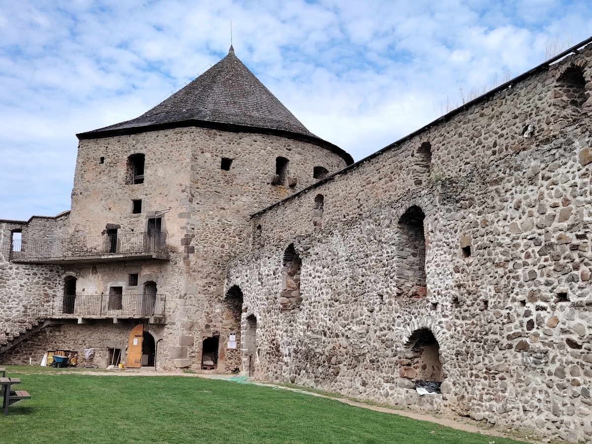 kláštor, kláštor, Bzovík