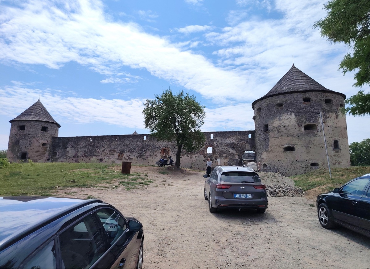 vstup, kláštor, Bzovík