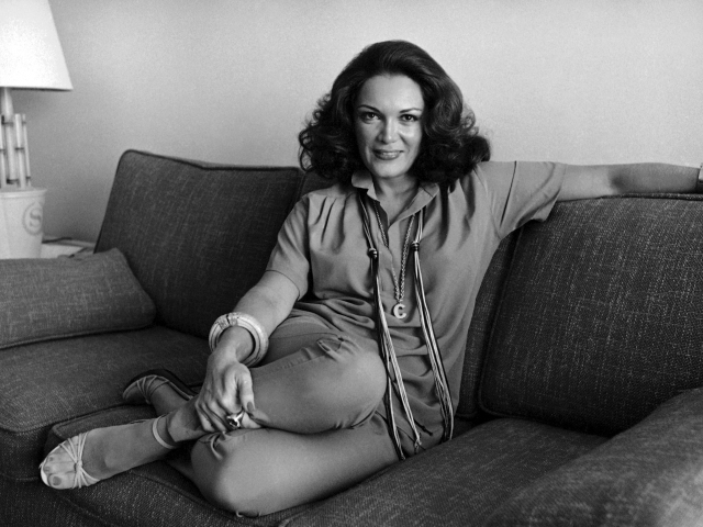 Connie Francisová