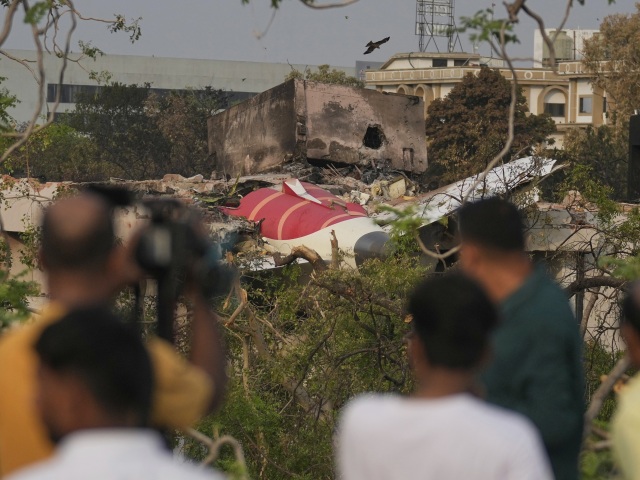Plane Crash / Air India /