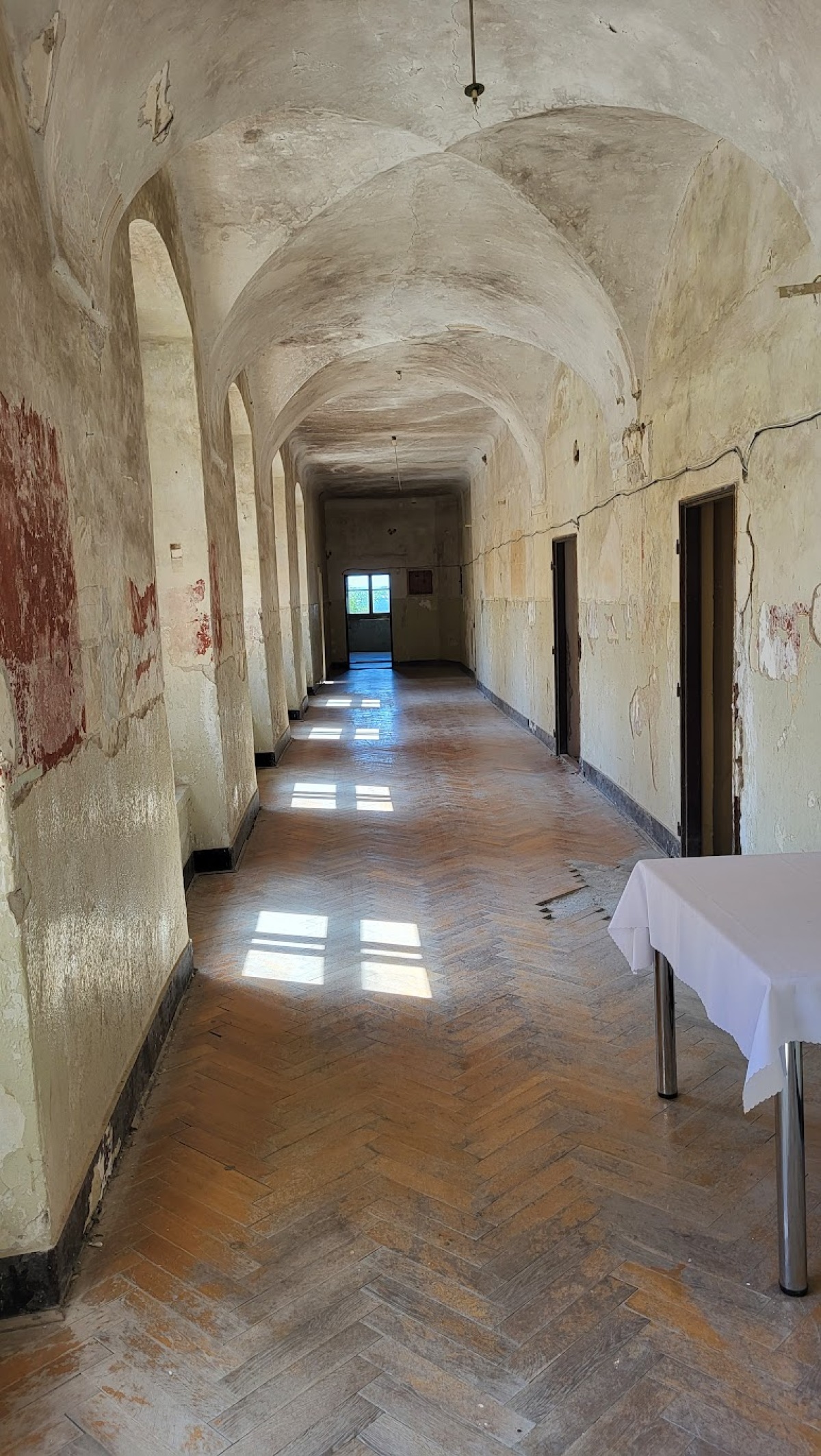 Hlohovský zámok, Hlohovec