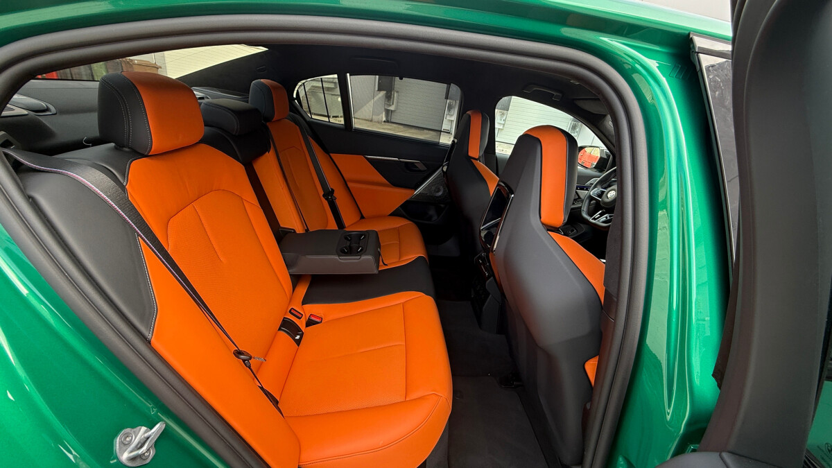 BMW M5 (2025)