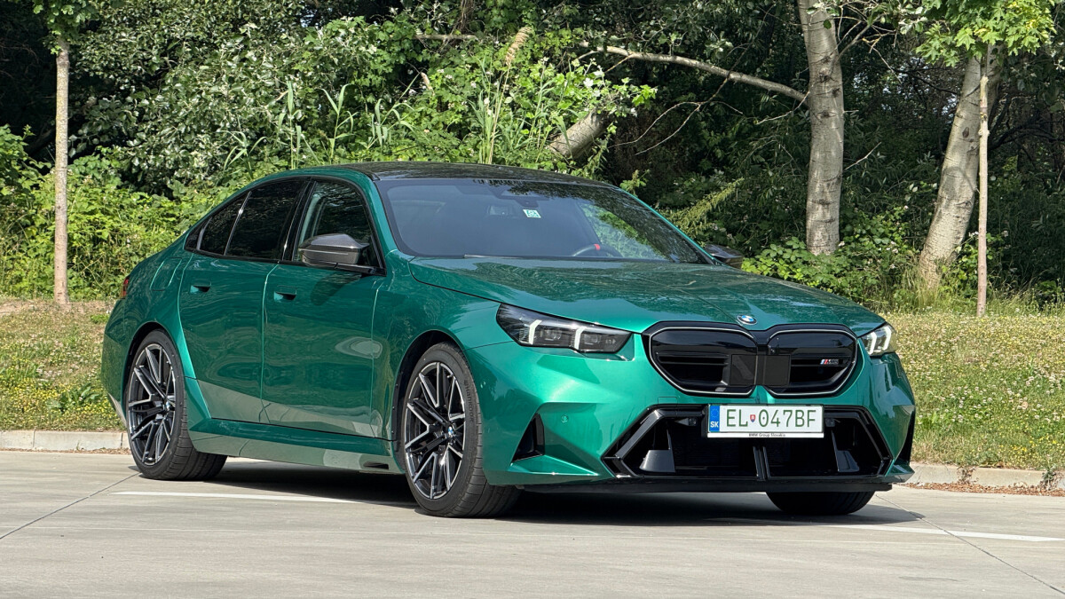 BMW M5 (2025)