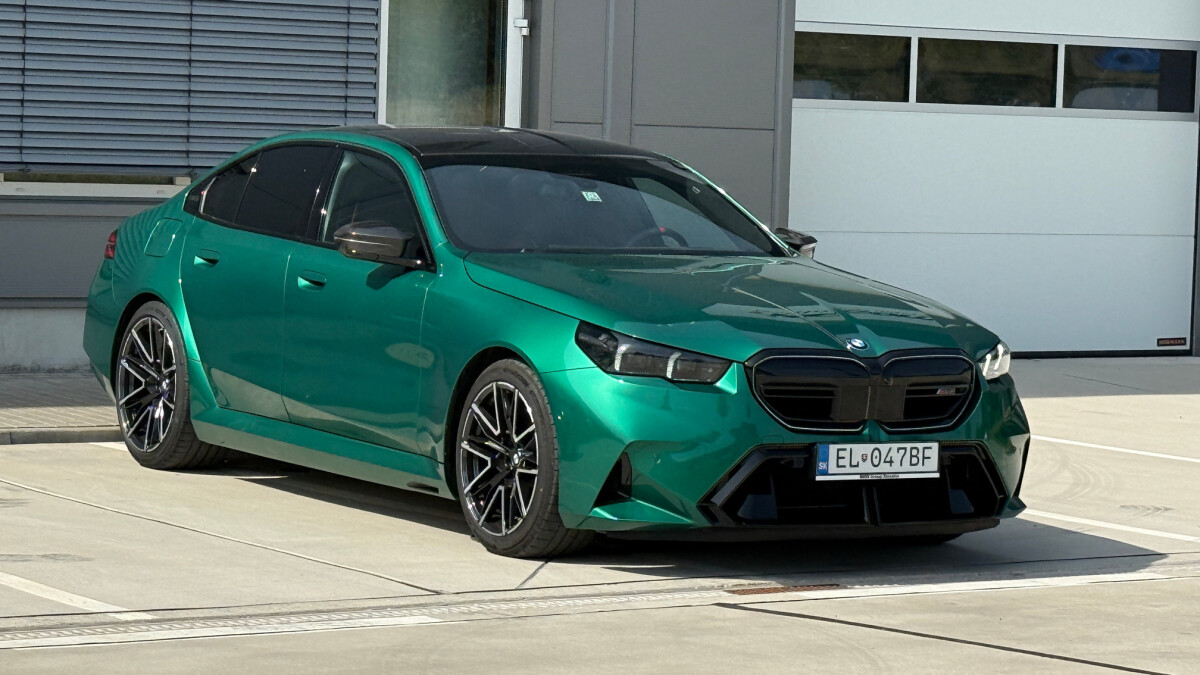 BMW M5 (2025)