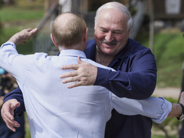 Alexander Lukašenko a Vladimir Putin
